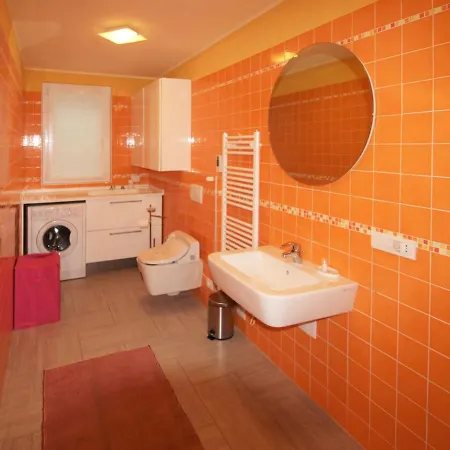 Appartement Roggiolo By Interhome